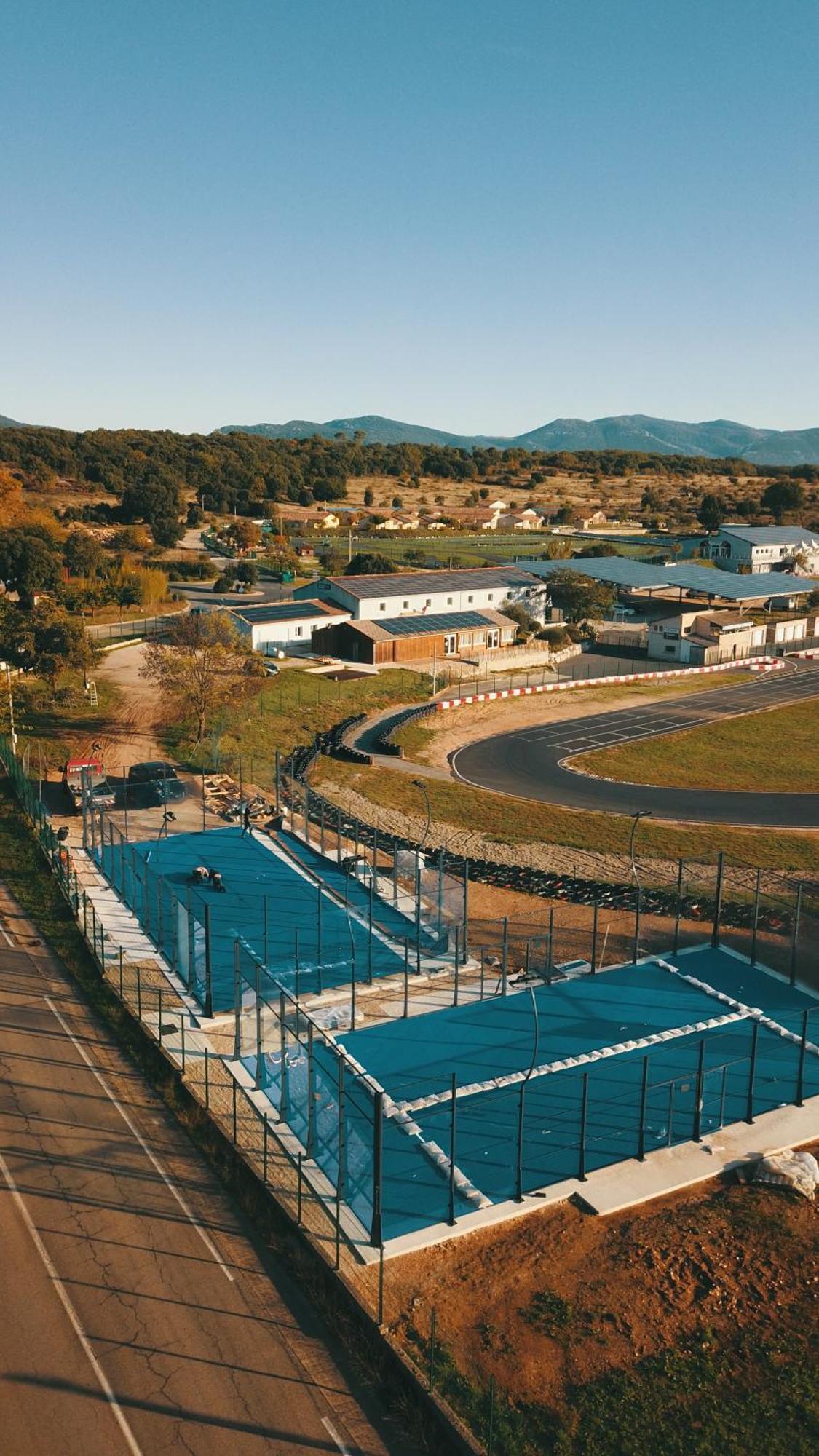 Park&Suites Village Gorges de l'Hérault-Cévennes Brissac Exterior foto